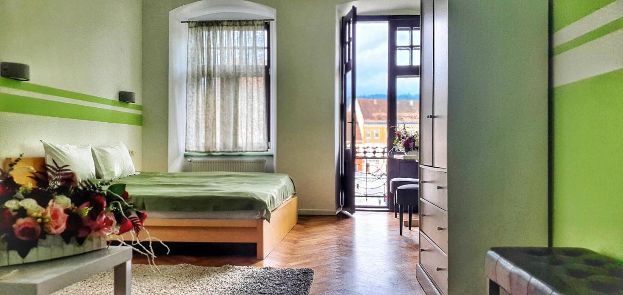 Casa Crown Hotell Braşov Eksteriør bilde