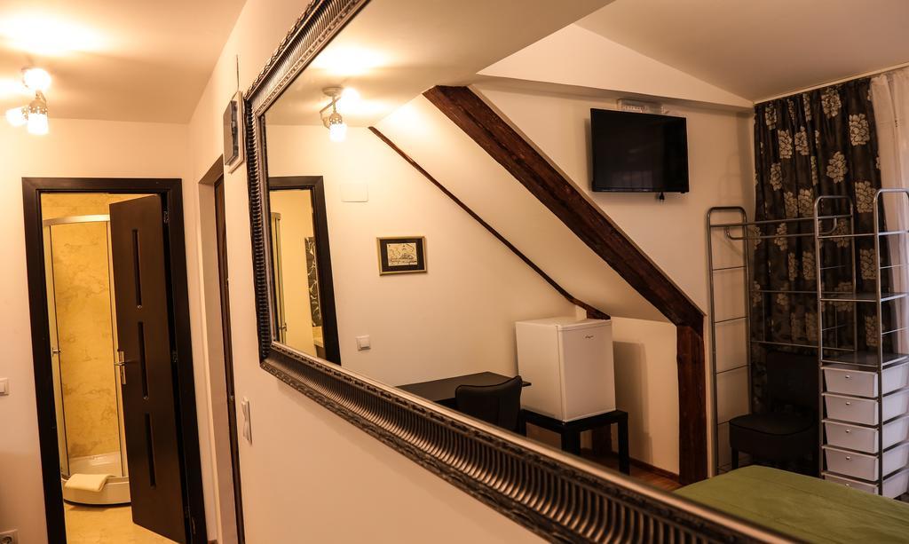 Casa Crown Hotell Braşov Eksteriør bilde