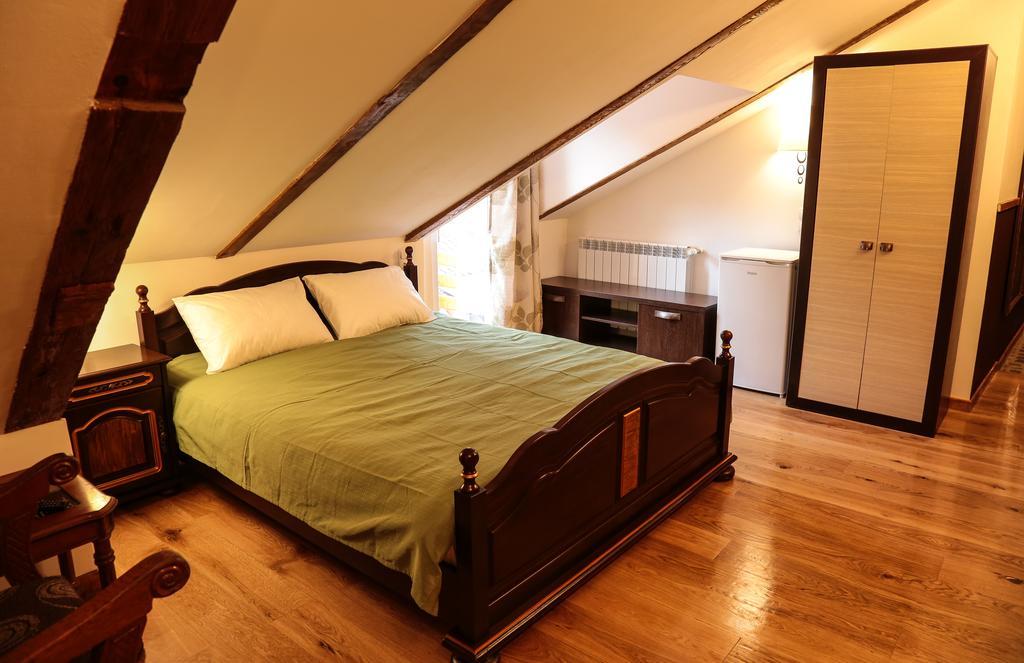 Casa Crown Hotell Braşov Eksteriør bilde