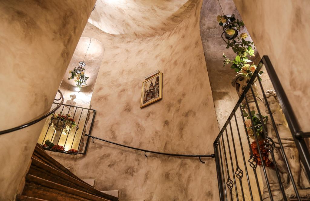 Casa Crown Hotell Braşov Eksteriør bilde