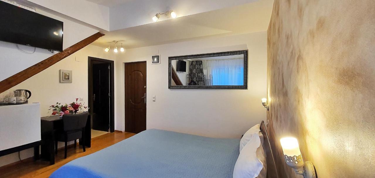 Casa Crown Hotell Braşov Eksteriør bilde